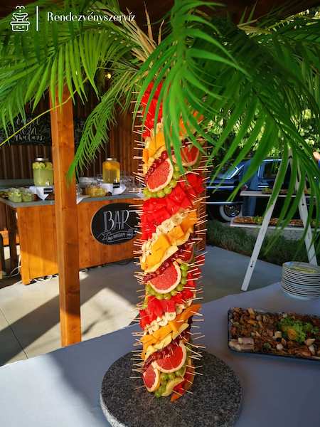 2 db gyümölcspálma